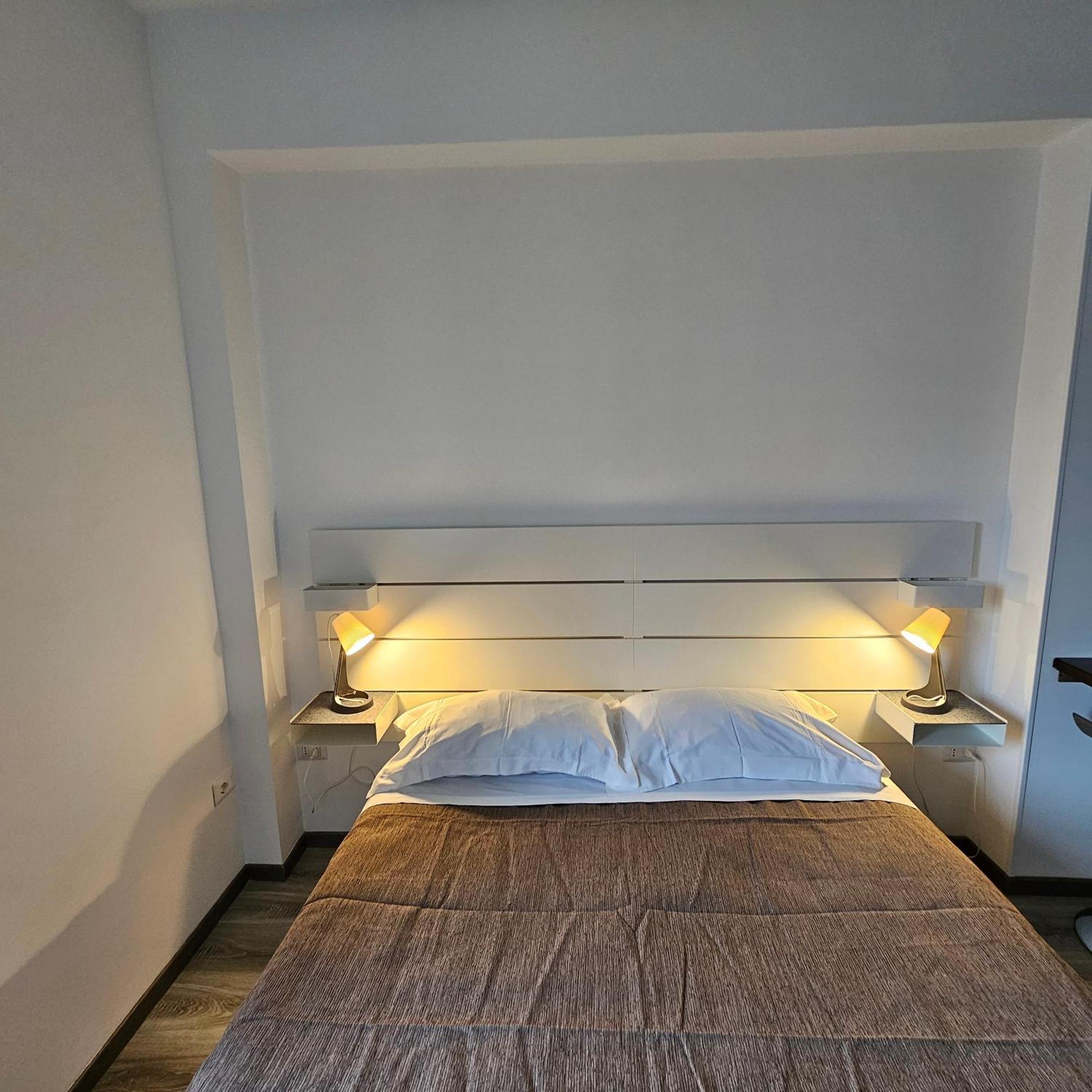 Room & Parking In Centro Citta Con Parcheggio Privato E Wifi Potenza Eksteriør billede