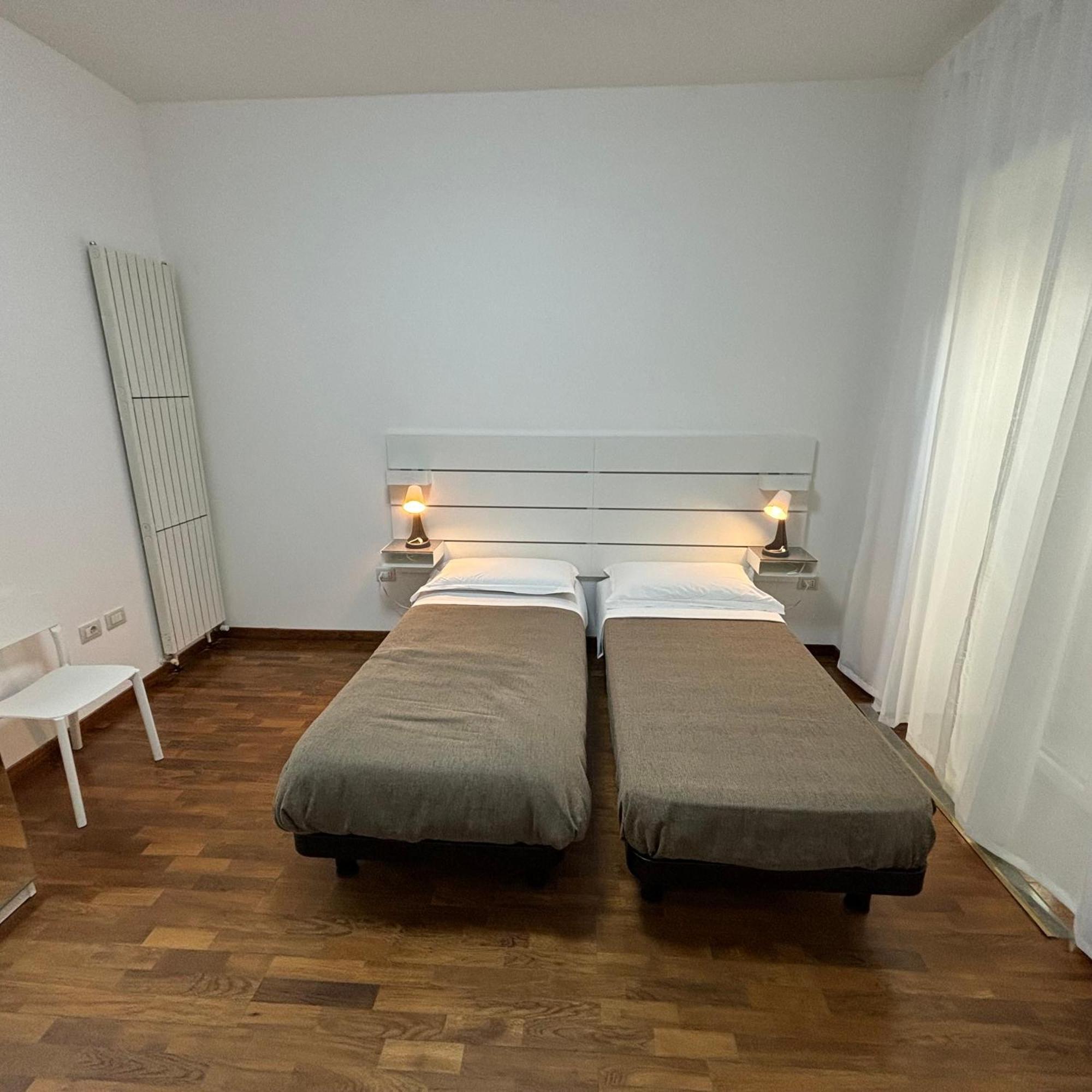 Room & Parking In Centro Citta Con Parcheggio Privato E Wifi Potenza Eksteriør billede